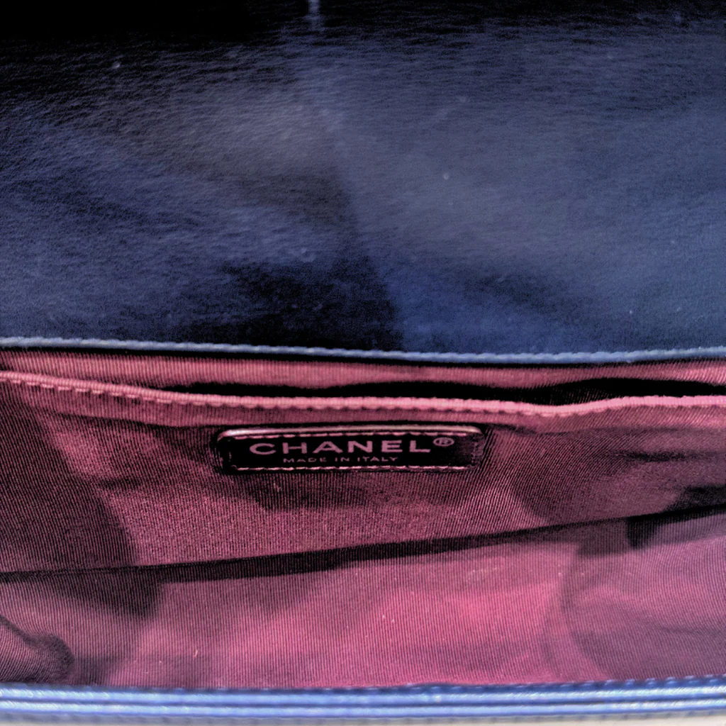 Chanel LeBoy Navy & Burgundy Woven Old Medium - Image 5