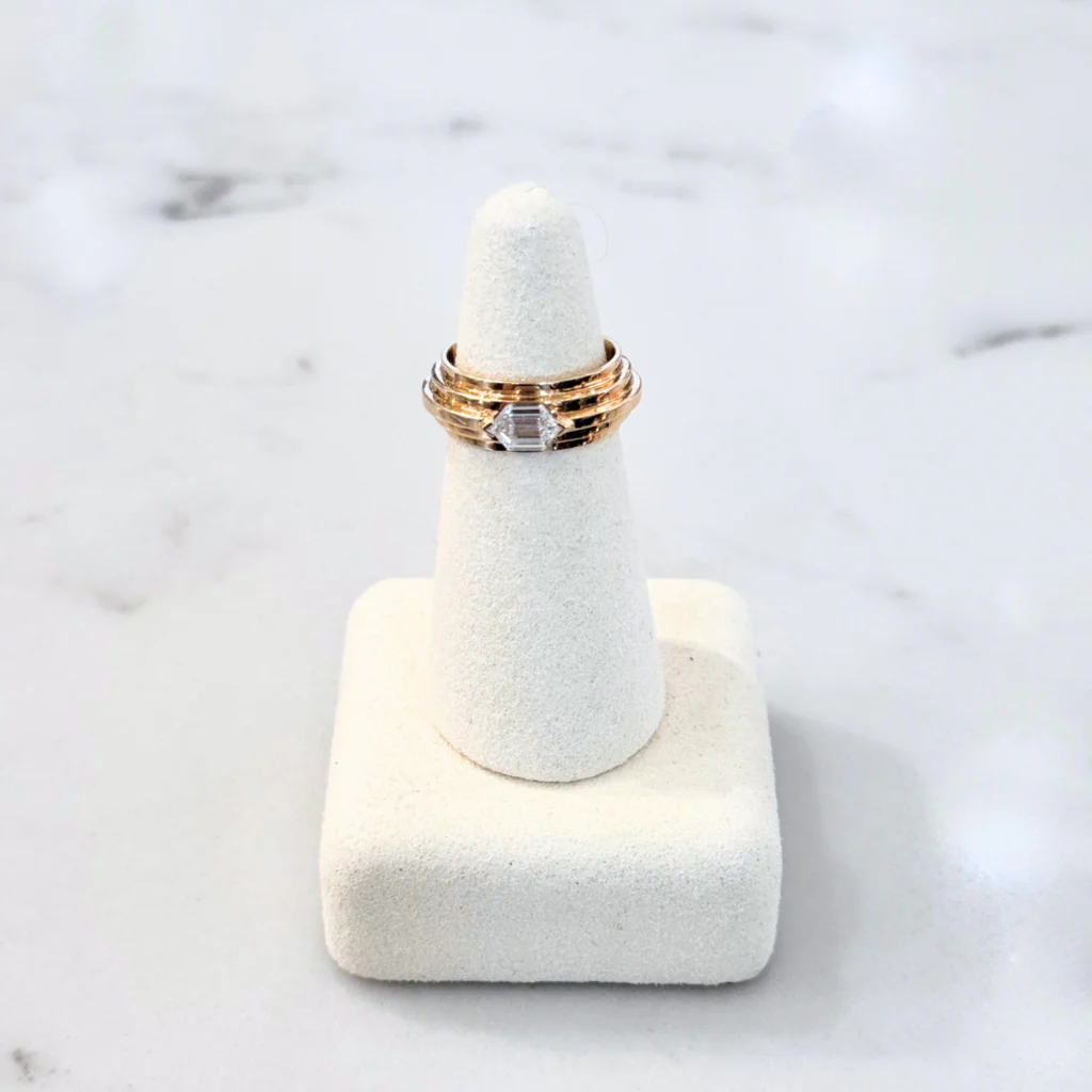 Material Good Gold Band With Hexagonal Diamond Ring Size 4 - Image 3
