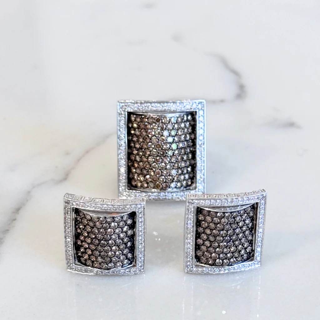 Square Cognac 18K Diamond Earrings - Image 5